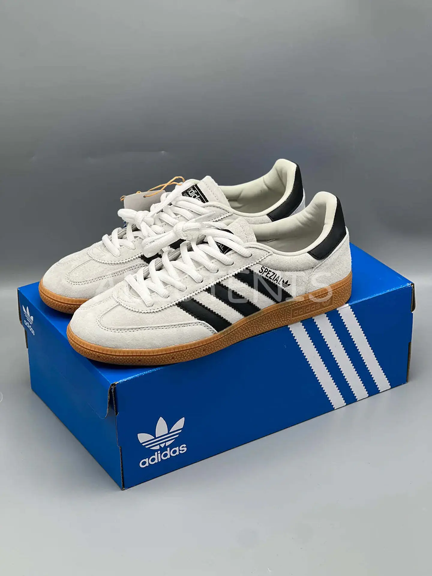 Adidas Spezial 1