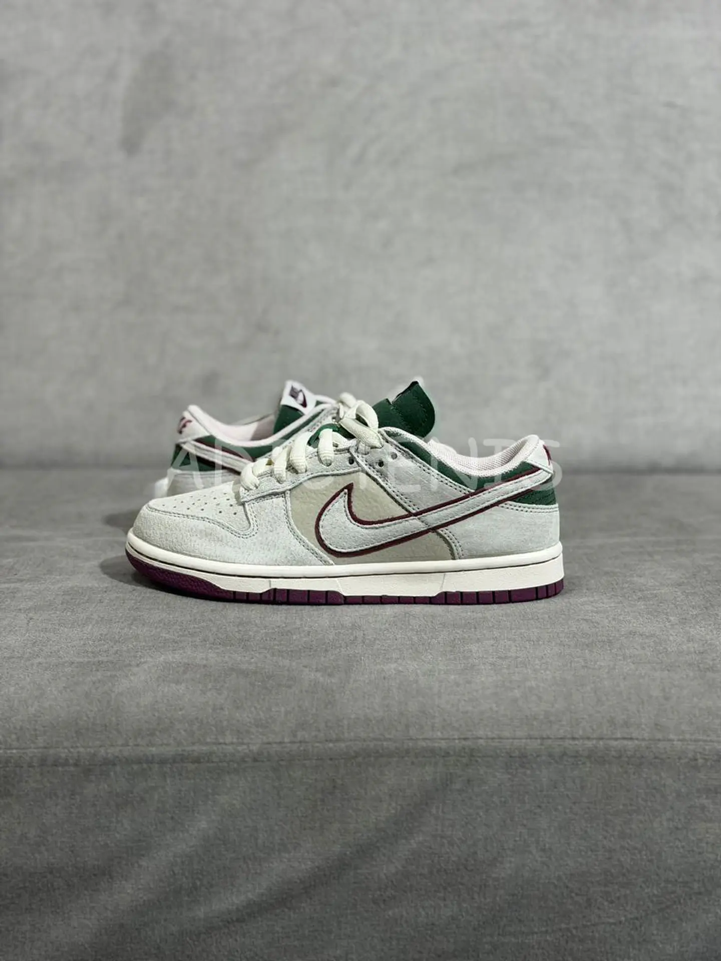 Nike Dunk Low Otomo 4