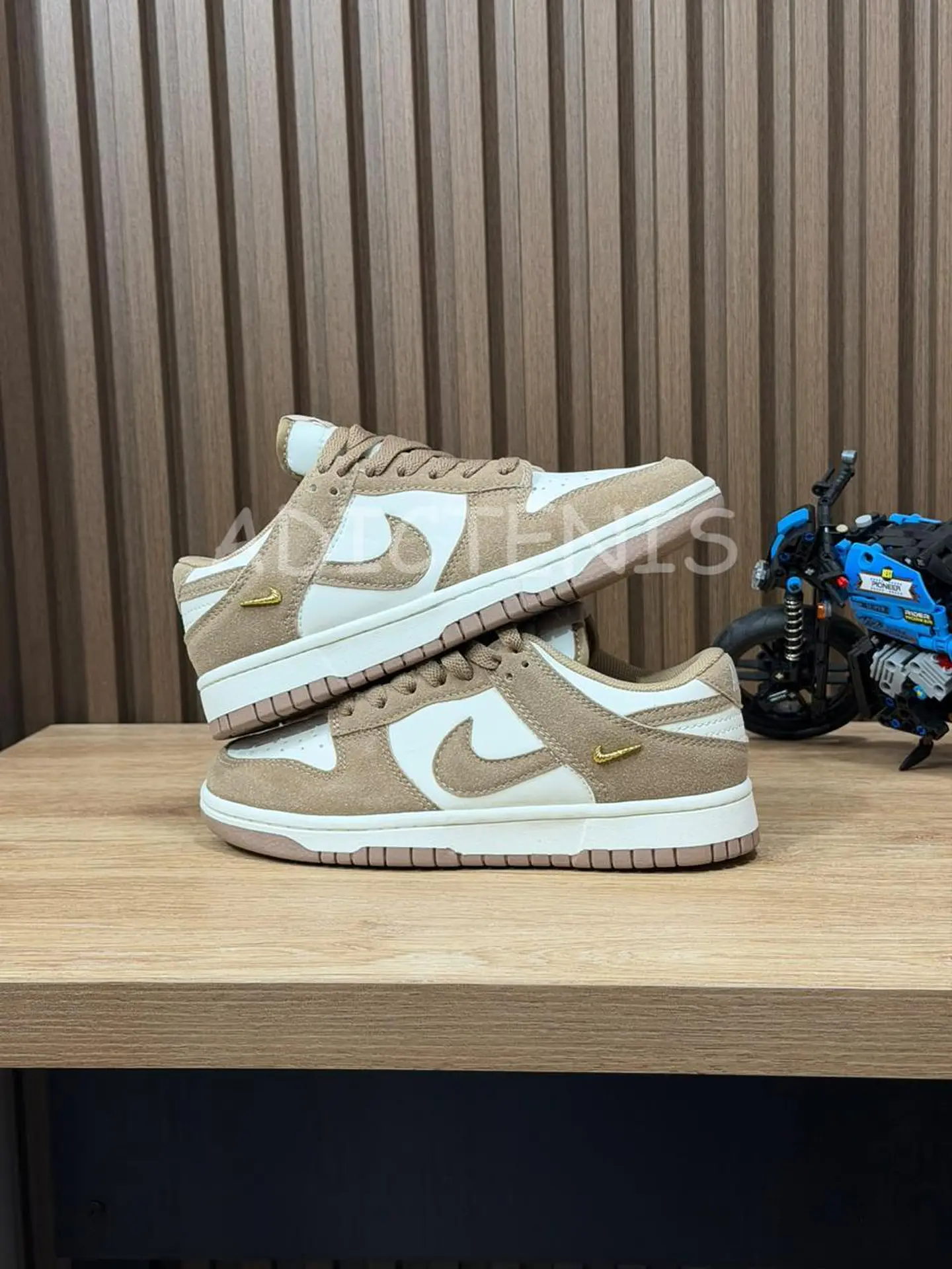 Nike Dunk Low Mocha 3
