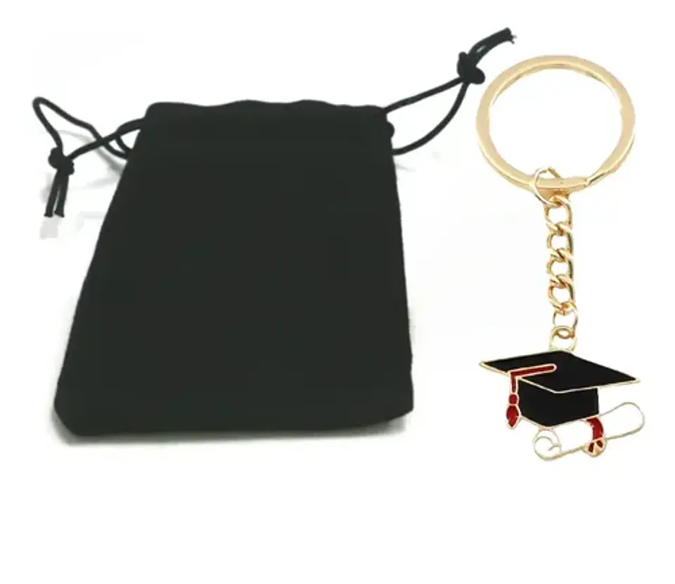 45 Llaveros Licenciatura Graduación En Bolsas De Terciopelo 5