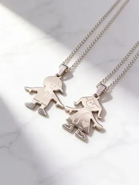 Cadena Y Colgante Familia Niño Niña Hijo Hija + Caja Regalo