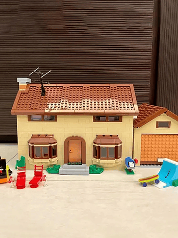 🏠Casa a escala Los Simpson 2527 Piezas Incluye  Vehiculo y articulos varios del set 2