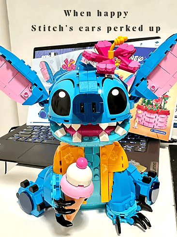 🧸 Disney 2025 - 784 piezas - Stitch Angel Versiones Azul y Rosa Coleccionable 1