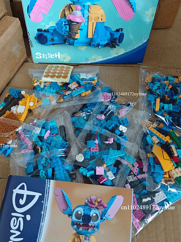 🧸 Disney 2025 - 784 piezas - Stitch Angel Versiones Azul y Rosa Coleccionable 5