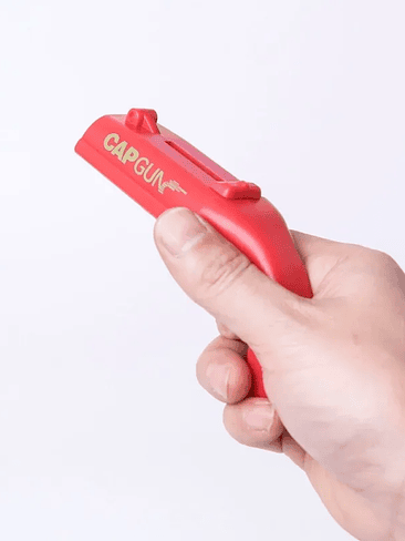 🔫✨ CapGun – Lanzador Manual de Tapas | Diversión y Potencia en un Solo Dispositivo 3
