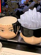 👁️ ¡TAZONES MUG DE CERÁMICA PREMIUM JUJUTSU KAISEN - EDICIÓN COLECCIONABLE GOJO SATORU Y SUGURU GETO / KENJAKU! 💥🔮 - thumbnail 5