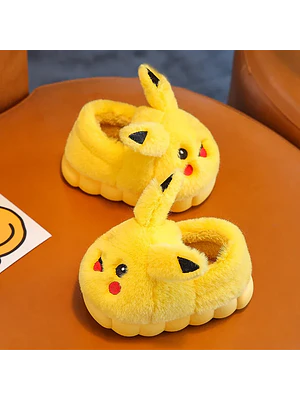 🐾 ¡PISADAS LLENAS DE MAGIA! PANTUFLAS DE PELUCHE ULTRA SUAVES DE PIKACHU Y CINNAMOROLL 🐾