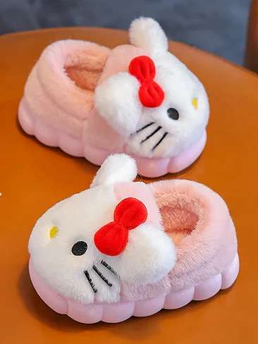 🐾 ¡PISADAS LLENAS DE MAGIA! PANTUFLAS DE PELUCHE ULTRA SUAVES DE PIKACHU Y CINNAMOROLL 🐾 4