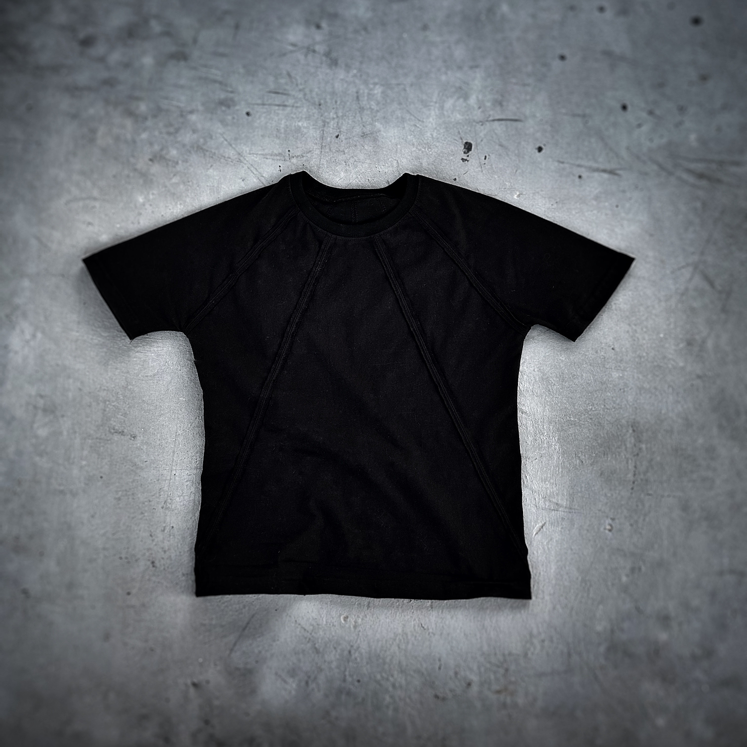 TRASH TEE SLIM FIT (BLACK) 2