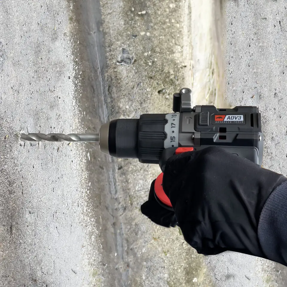 TALADRO DE IMPACTO 20 V CON MOTOR BRUSHLESS 6