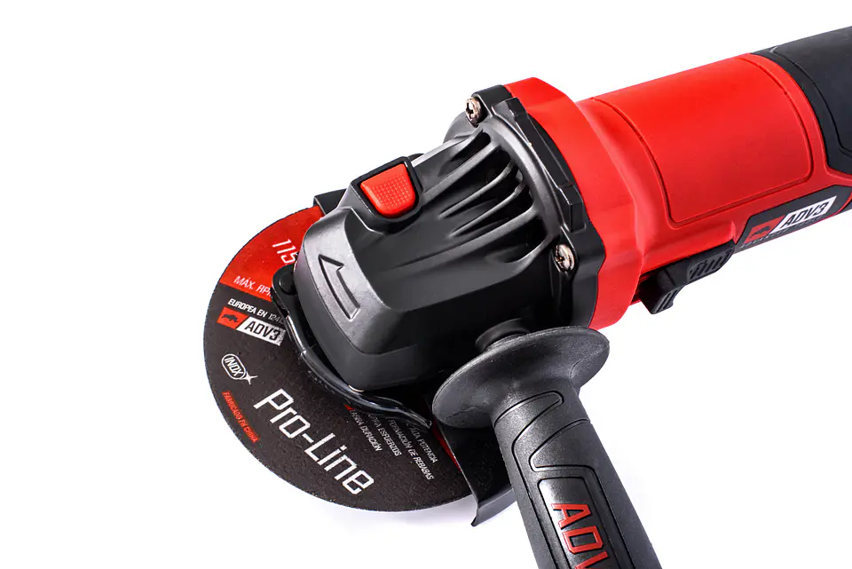 AMOLADORA ANGULAR DE 950 W 2