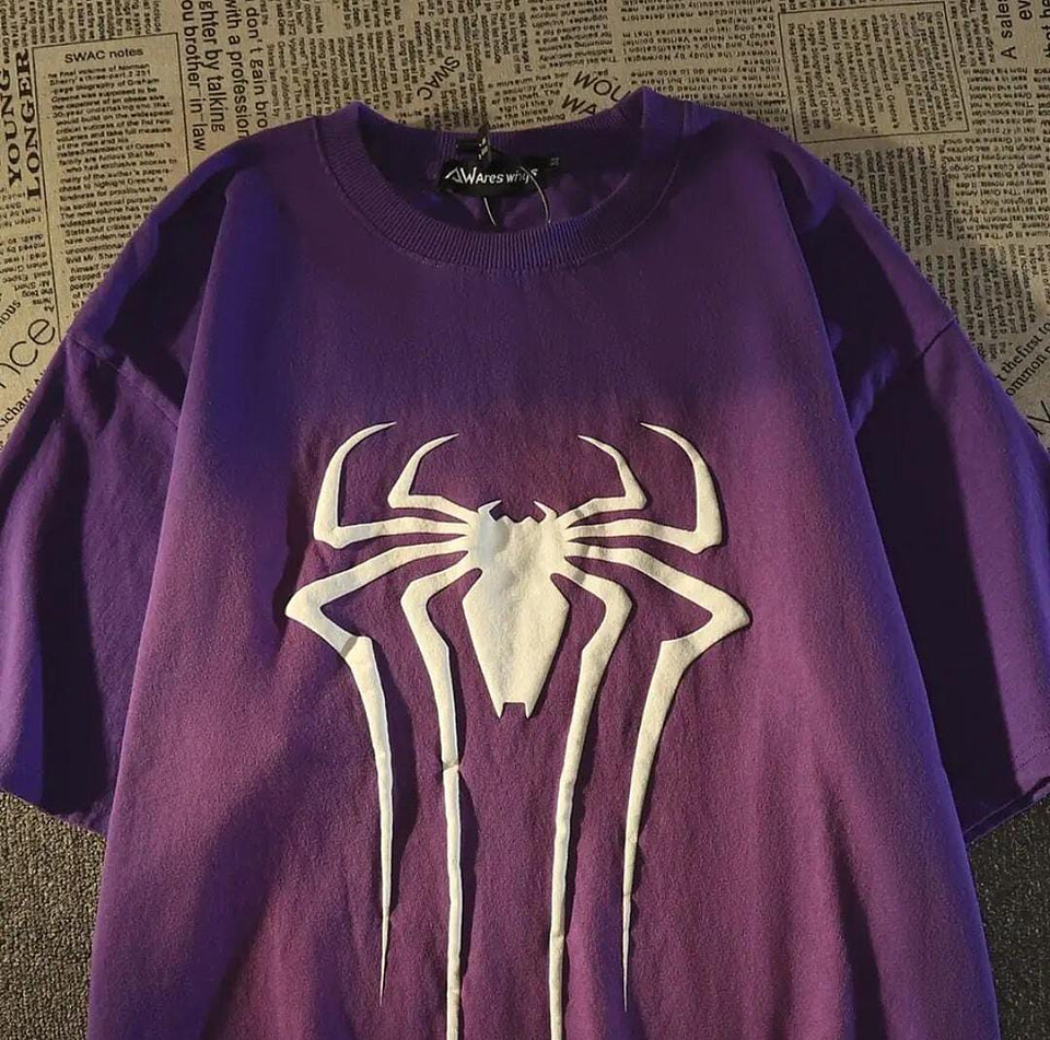 Polera Arácnida 3