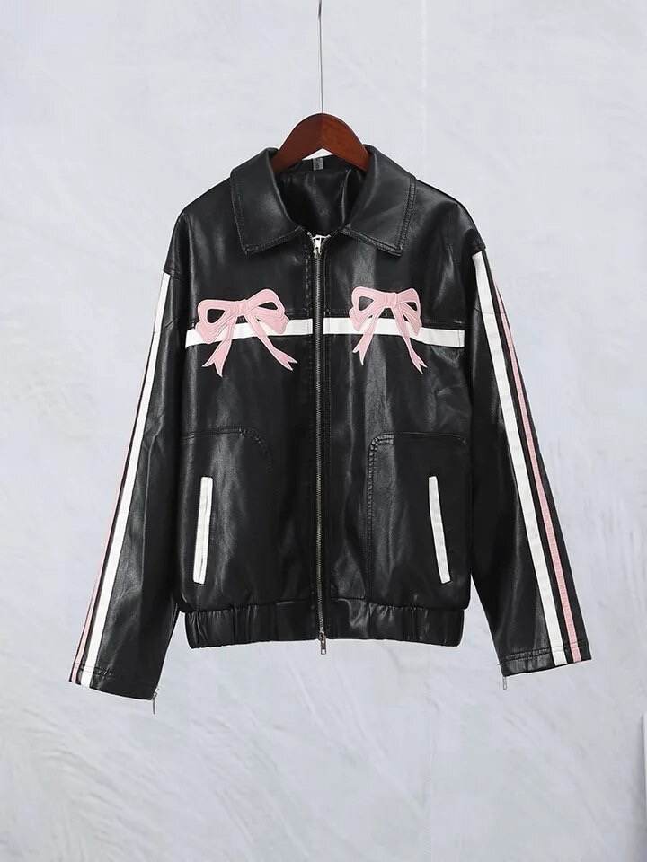 Chaqueta de cuero vegano coquette 7