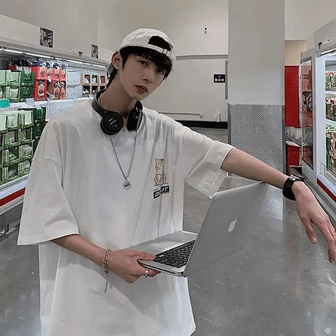 Polera De Gato Comiendo Ramen 