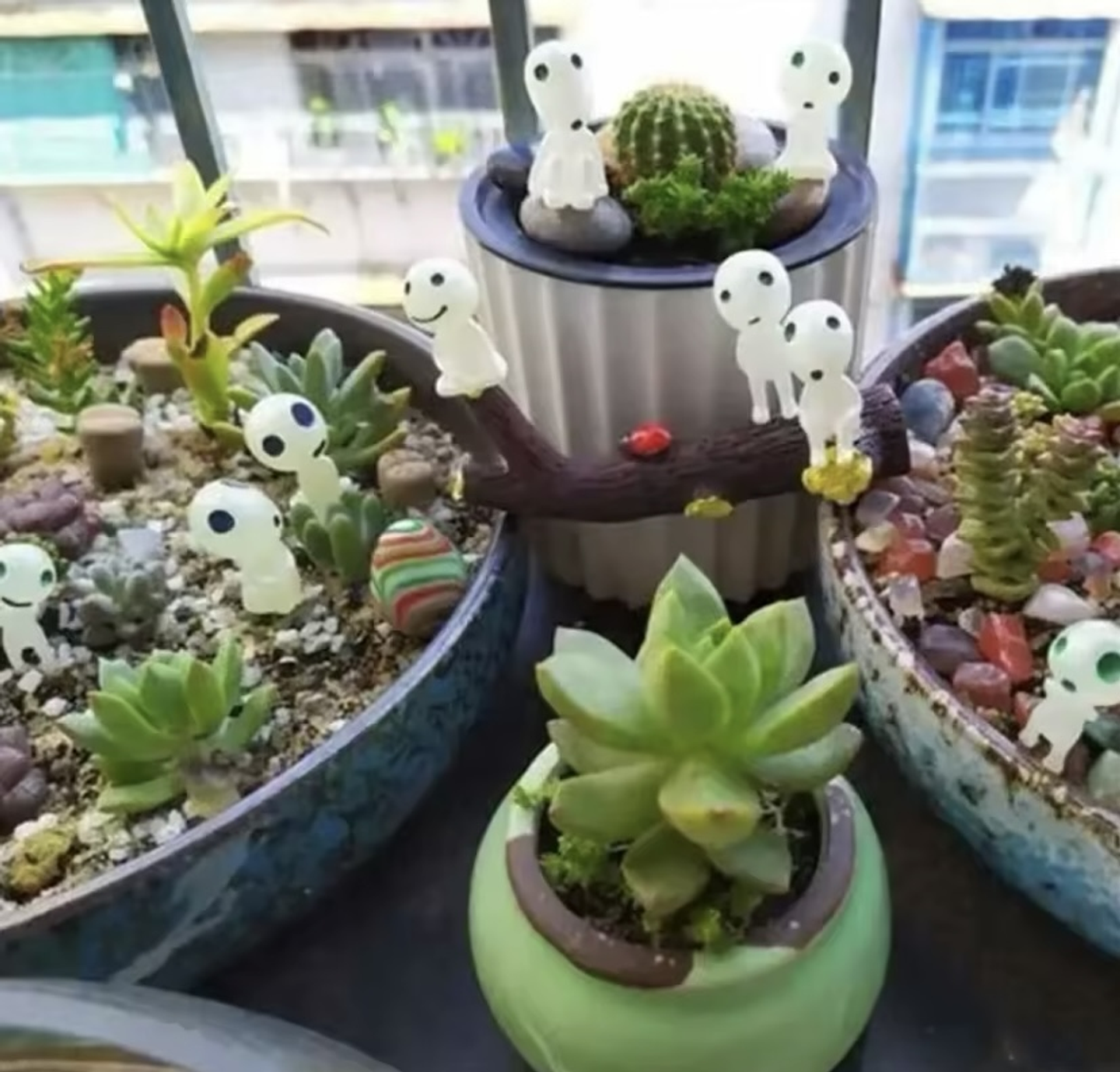 Figuras de kodama el espíritu del bosque - Studio Ghibli  4