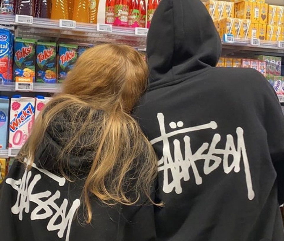 Poleron Stussy  Y2k Streetwear Aesthetic 3