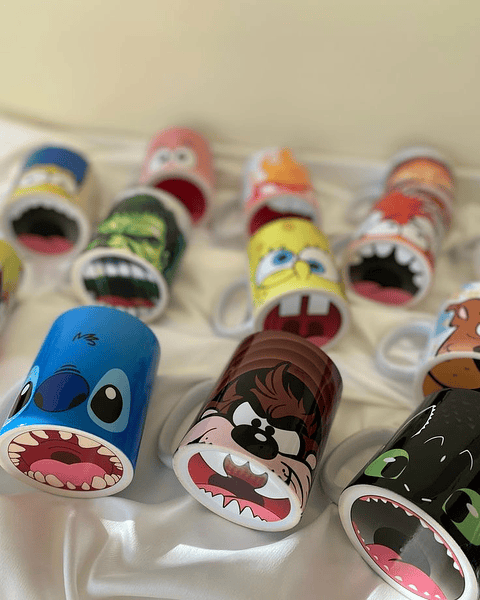 Tazas virales con boca, varios personajes 