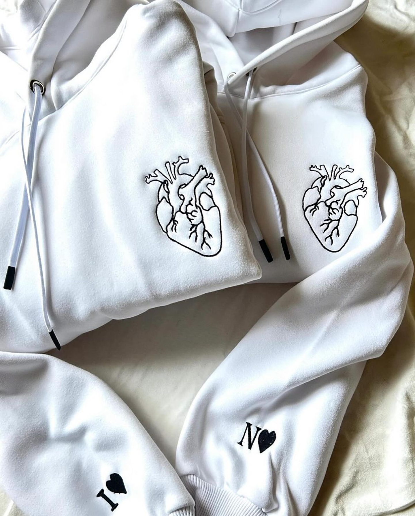 Pack Polerones Pareja Bordado Personalizado 1