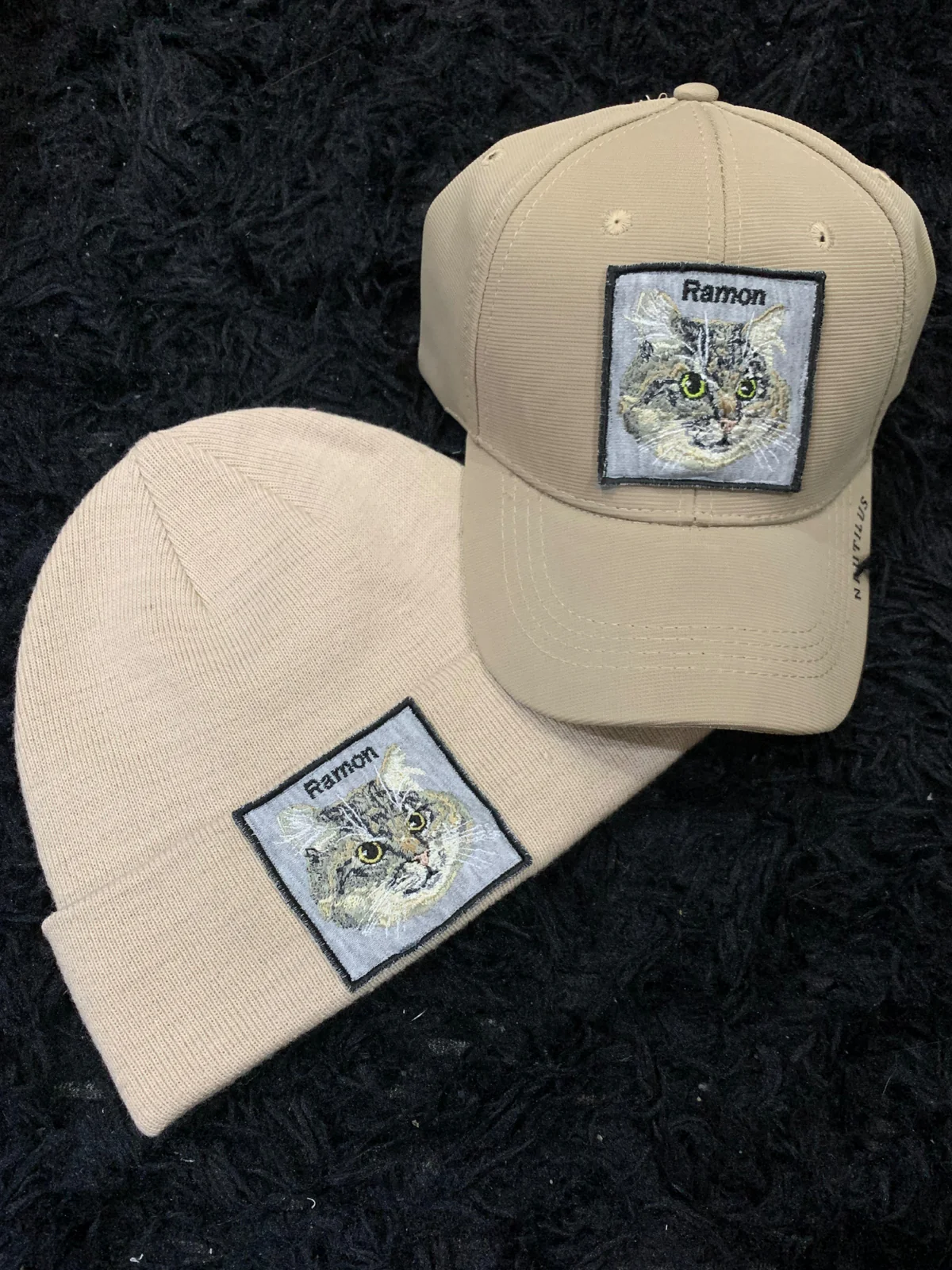 Set Gorra Beanie Personalizado Retrato Mascota Bordado – | Ziza Brand 1
