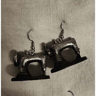 Brincos máquina costura antiga