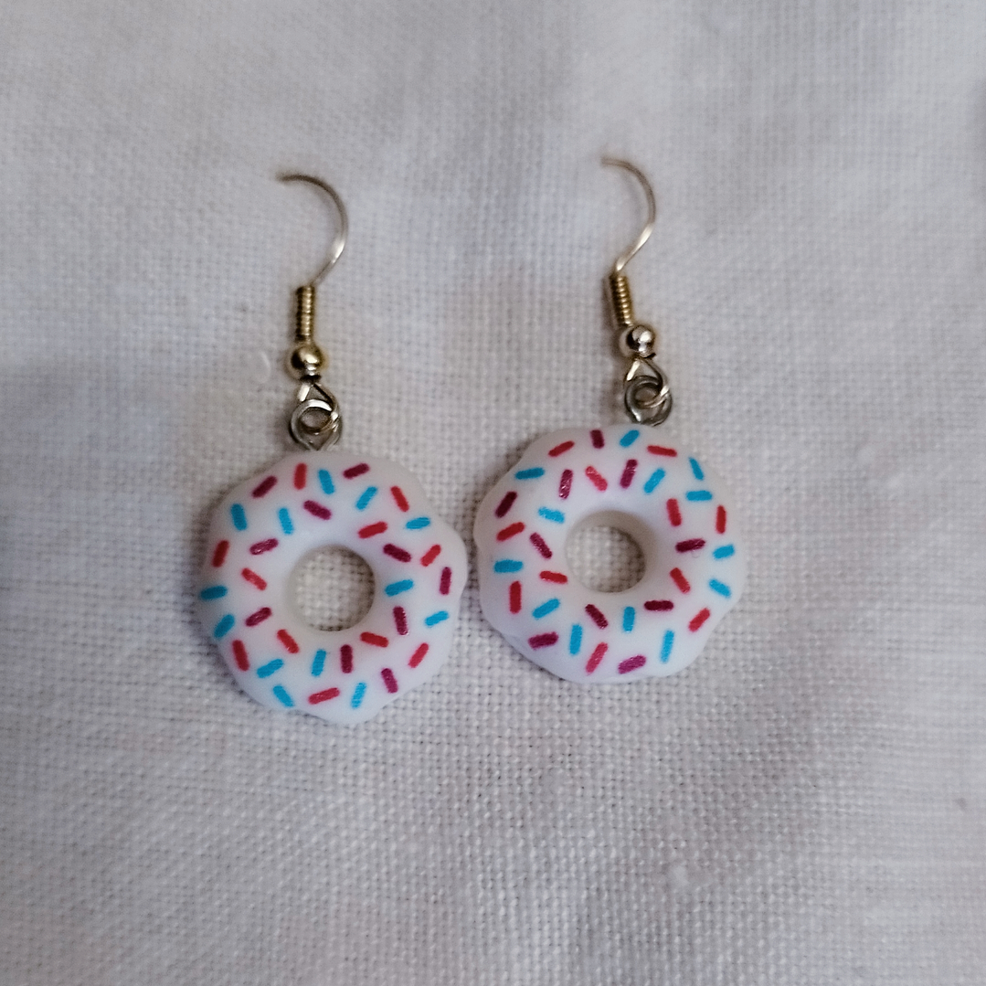 Brincos donuts  4
