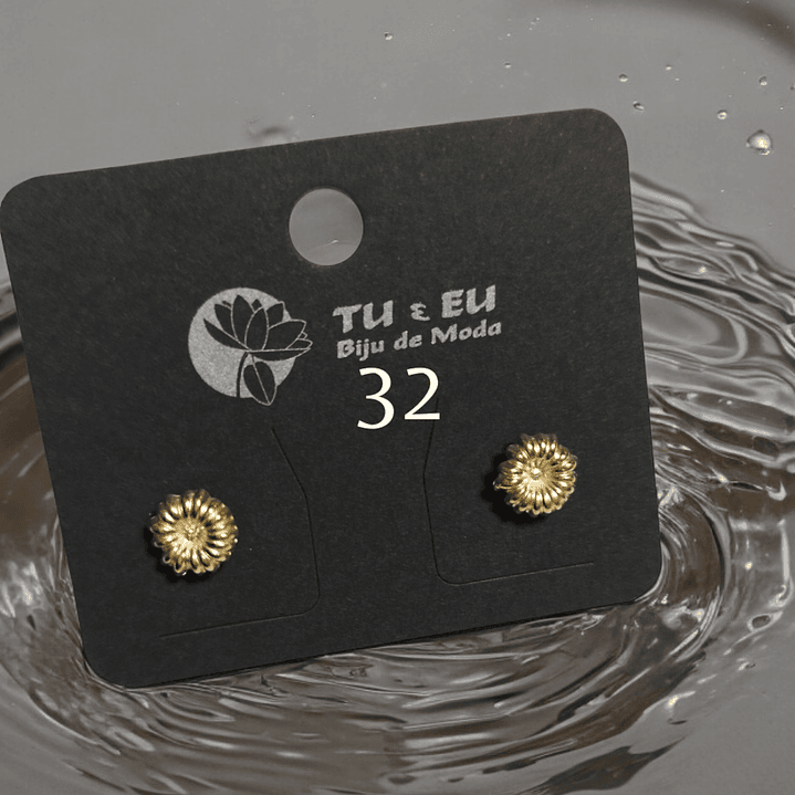 Brincos dourados nº32 1