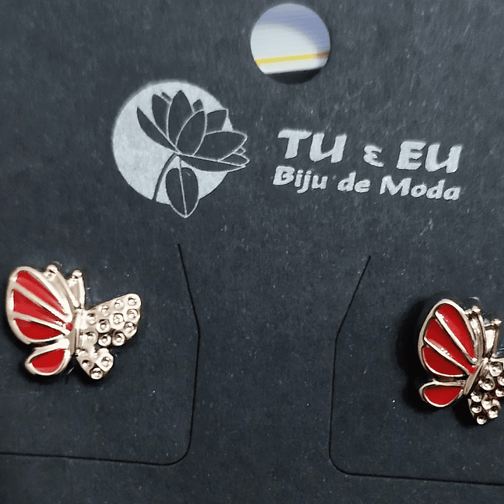 Brincos borboleta vermelho/ dourado 1