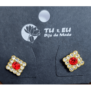 Brincos dourados com pedrinhas 