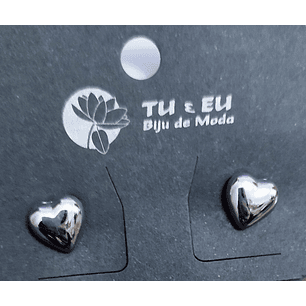 Brincos coração prateado