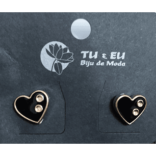Brincos coração preto com dourado 