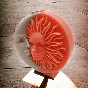 Vela sol raiado com lua 