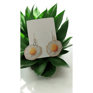 Brincos ovo estrelado 