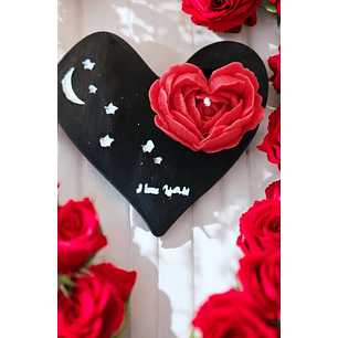 Vela rosa em forma de coração