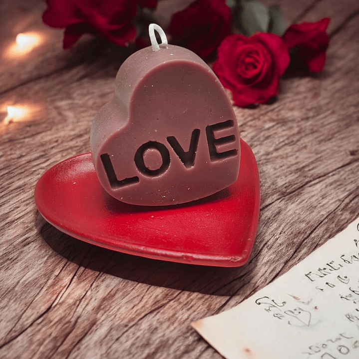 Vela em coração LOVE 1
