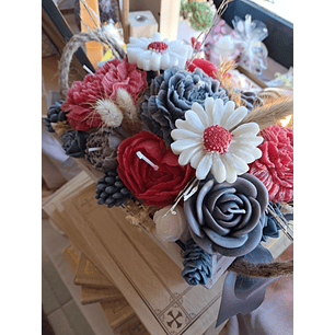 Arranjo com flores em cera forma retangular