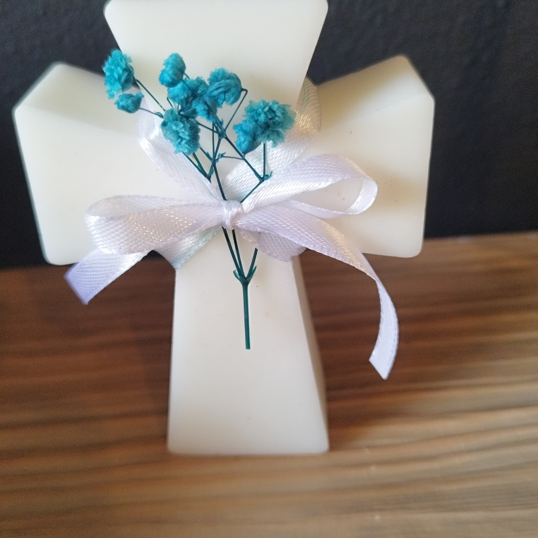 Vela em forma cruz personalizável 2