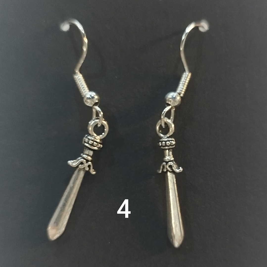 Brincos espadas variadas 4