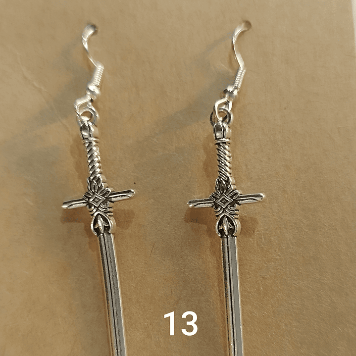 Brincos espadas variadas 13