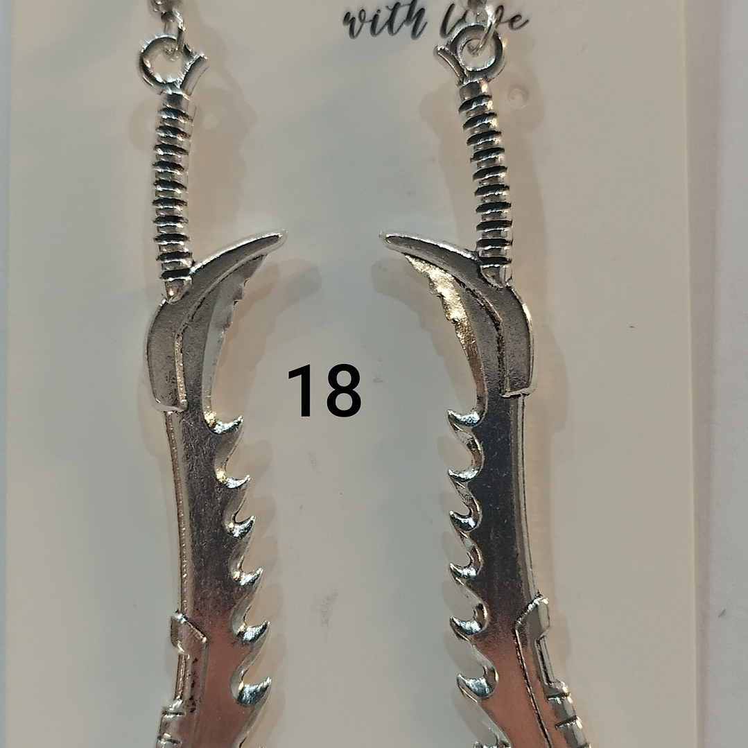 Brincos espadas variadas 18