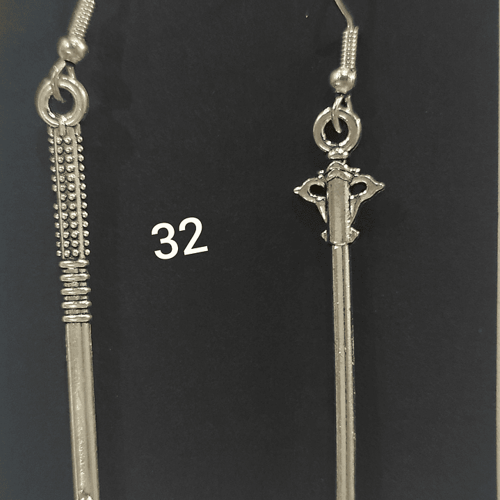 Brincos espadas variadas 33
