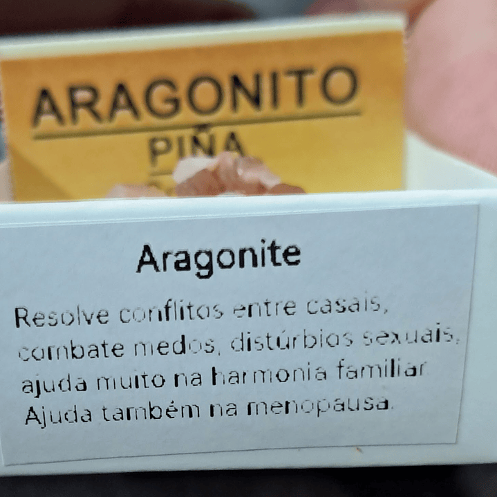 Aragonite em caixa 1