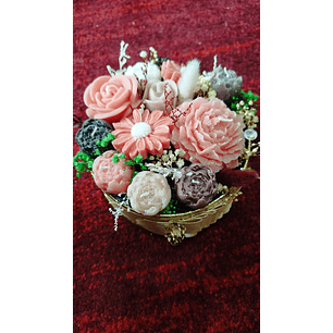 Arranjo floral em cera 