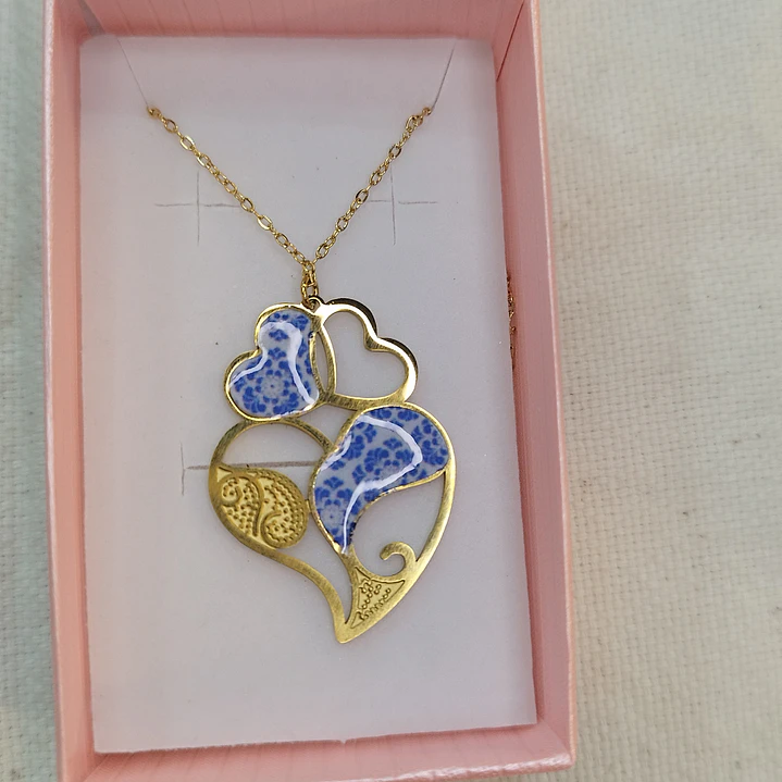 Fio aço inoxidável coração dourado e azulejo  3