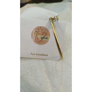 Pulseira dourada em aço inoxidável 