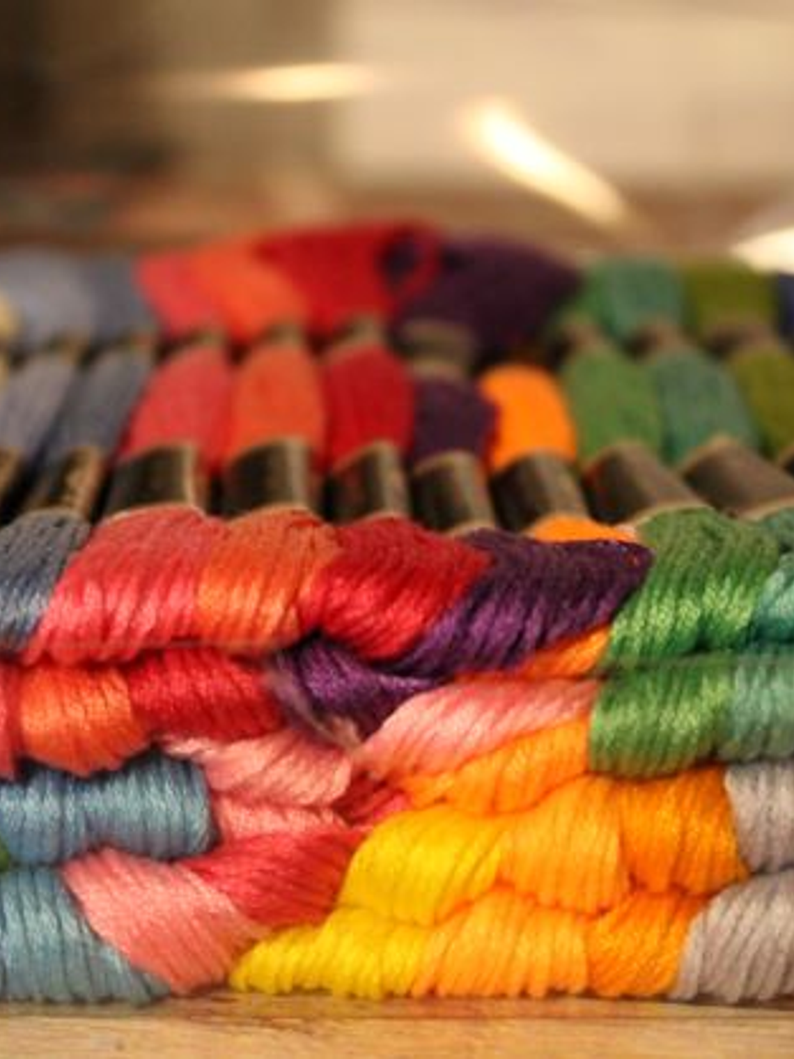 Set 80 hilos de bordar 3