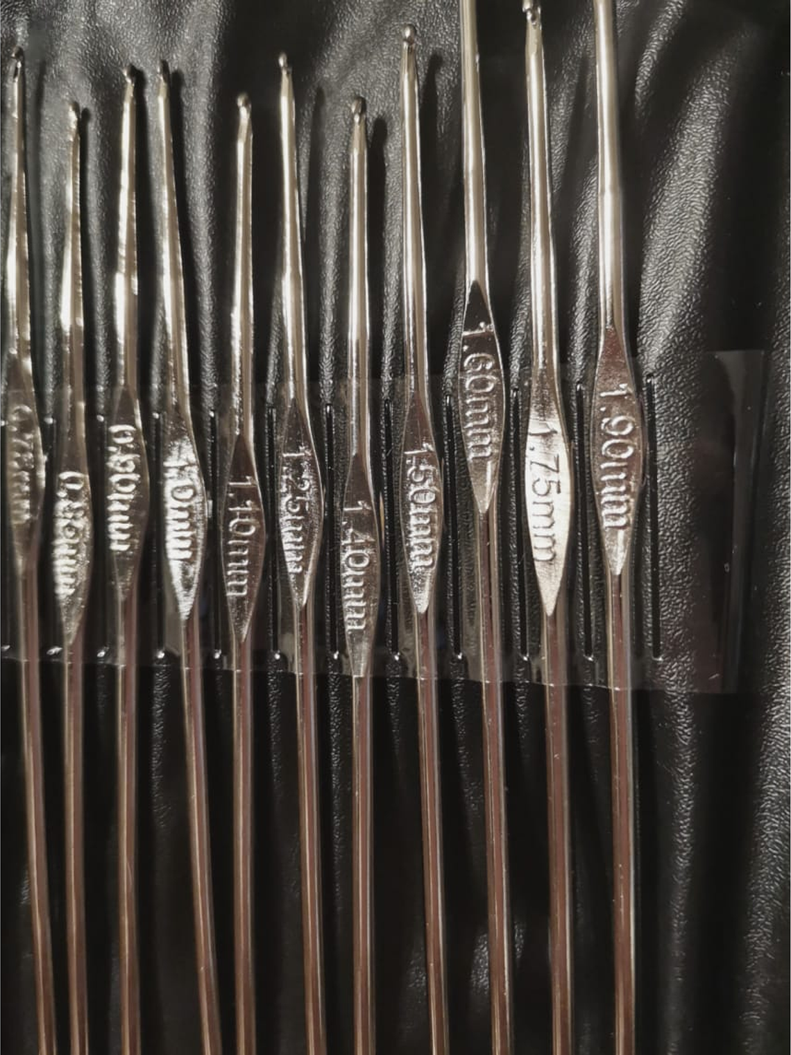 Set 22 crochet con estuche 1