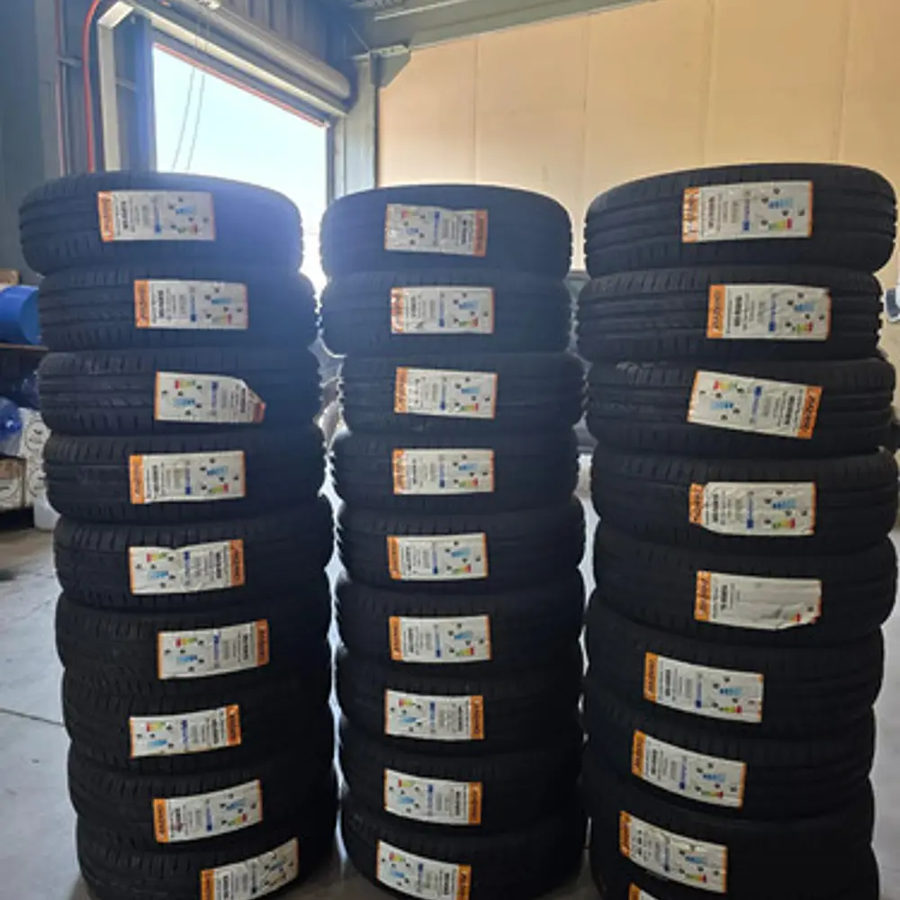 Neumatico  185 65 R15 Trazano H