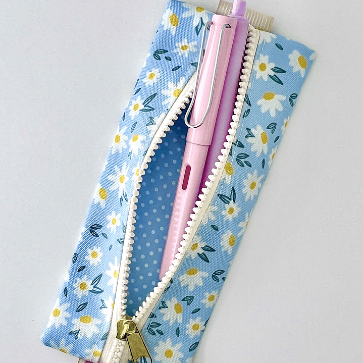 Estuche para agenda con elastico - Diseño flores manzanilla 2