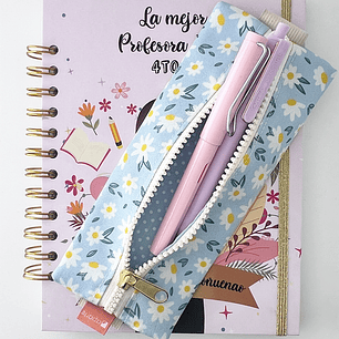 Estuche para agenda con elastico - Diseño flores manzanilla