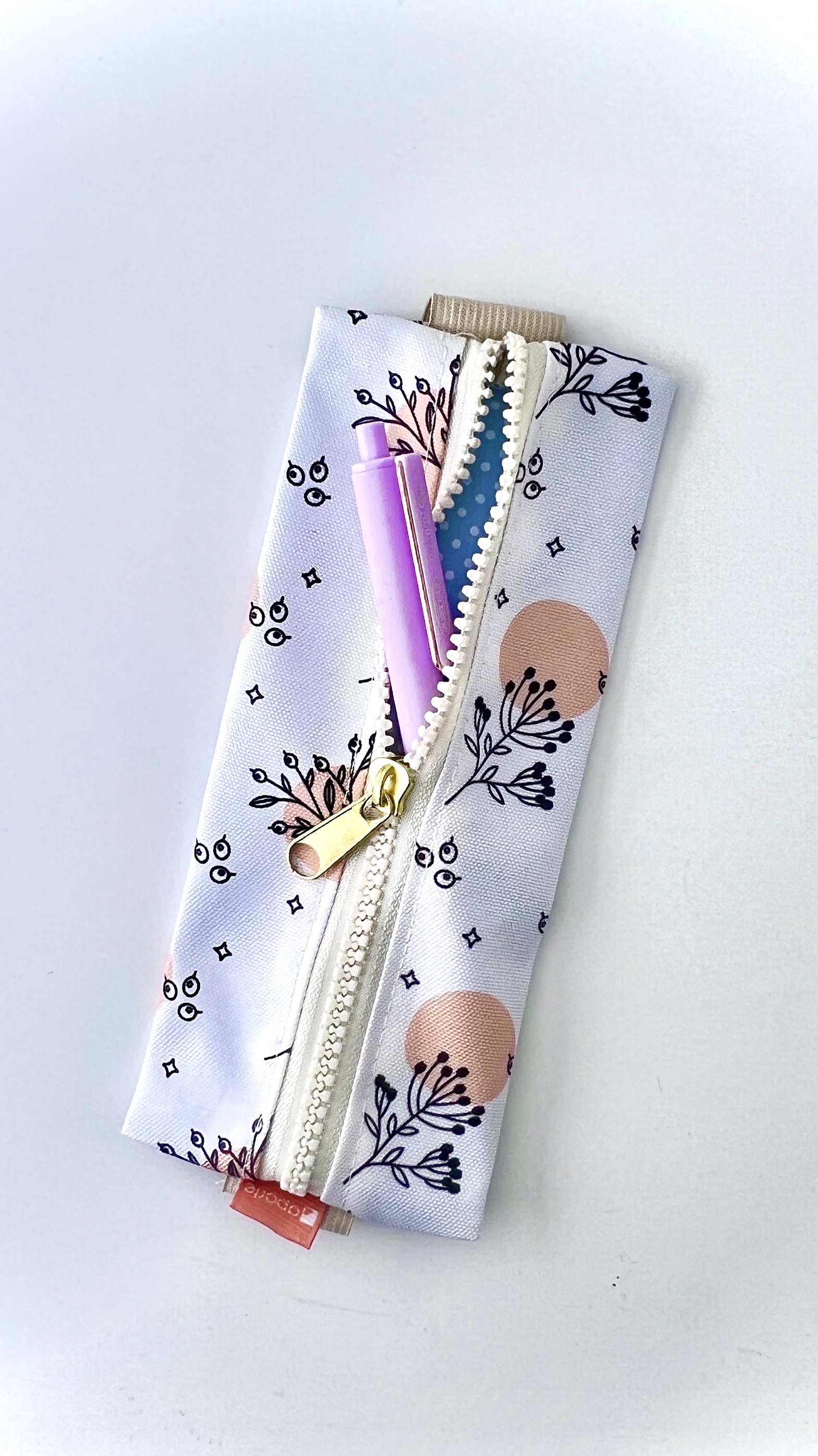 Estuche para agenda con elastico - Diseño blanclo flores